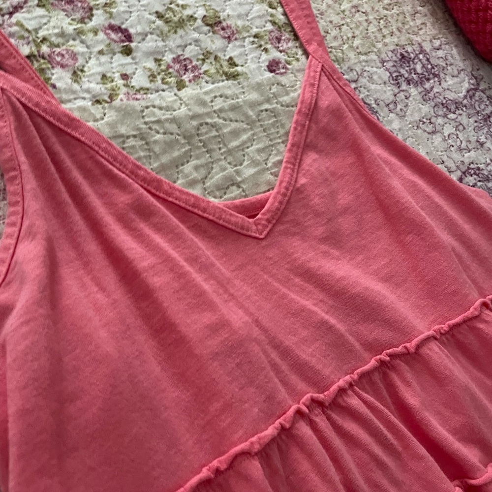 Pink Ruffled tank Top - Picture 2 of 3